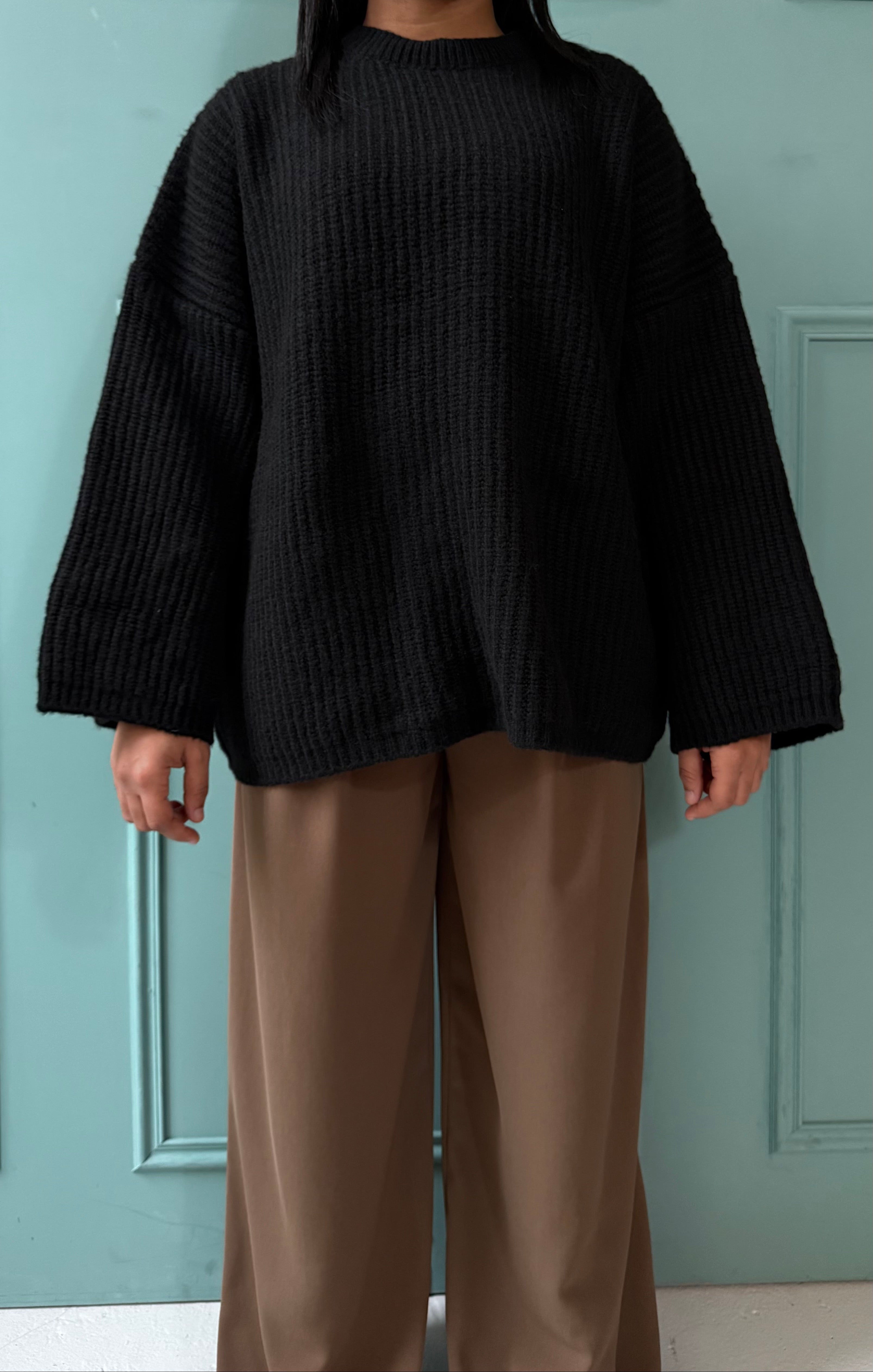 PULL EN TRICOT DAHLIA NOIR